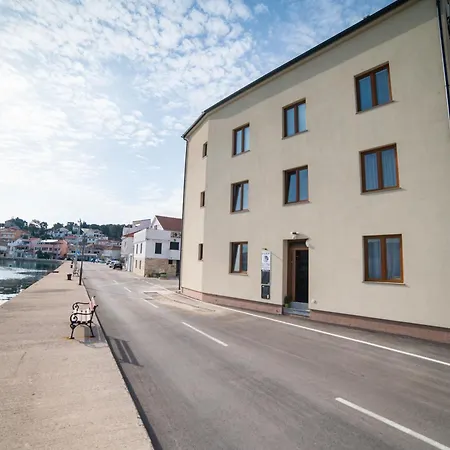 Eagle View Apartman Tisno