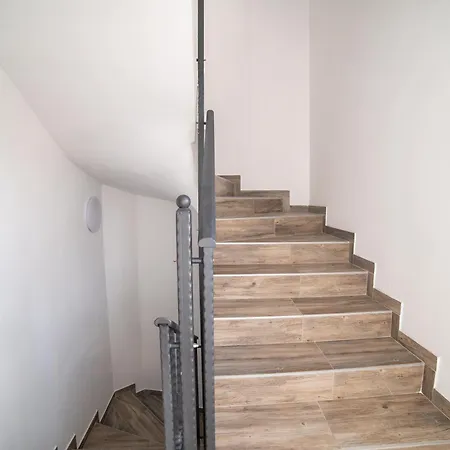 Eagle View Apartman *