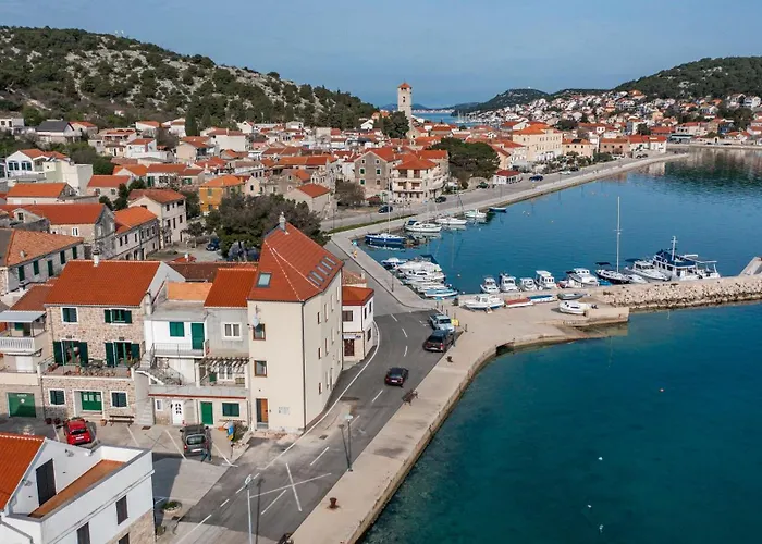 Eagle View Апартаменты Тисно