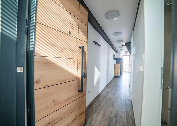 Eagle View * Тисно