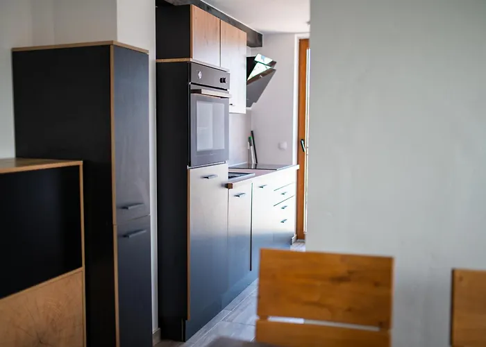 Eagle View Апартаменты Тисно